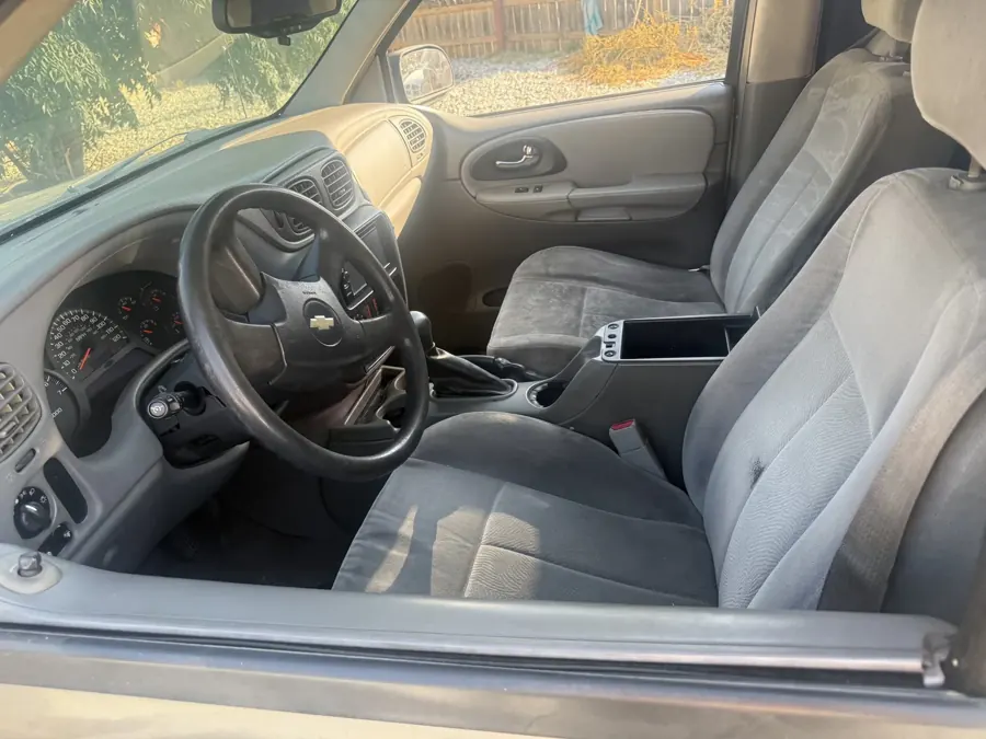 Pre-purchase inspection, SUV cabin and dash, Hemet area