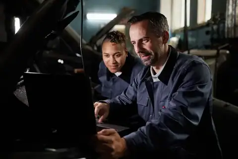 RoadRescue Mobile Truck Repair - 24hr Road Service in Atlanta