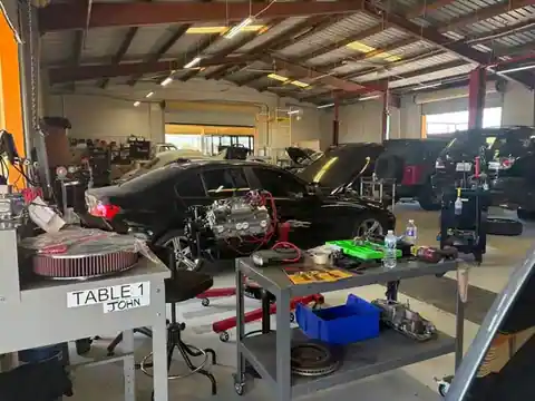 J & M Auto Mobile Mechanic LLC in Hemet