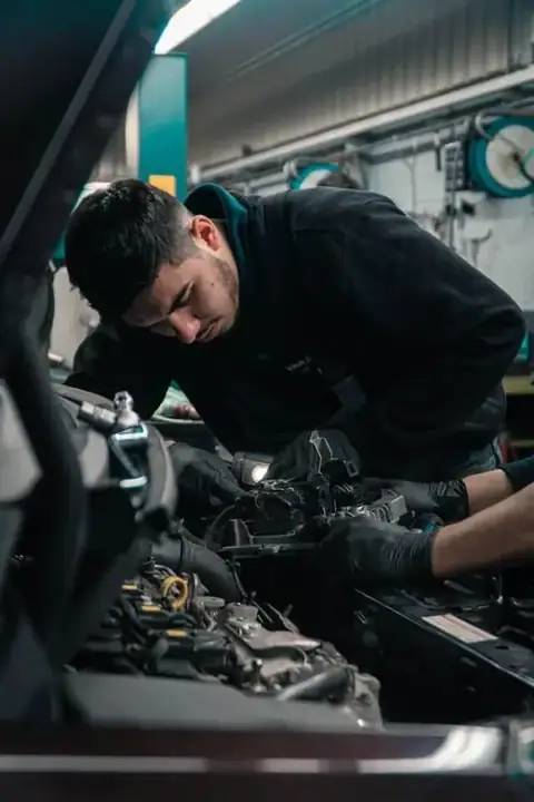 Rhino Mobile Mechanics of Detroit in Detroit