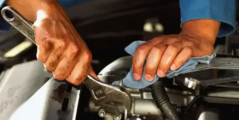 A ONE MECHANIC near Pontiac