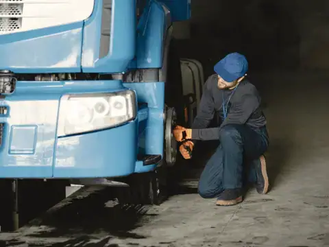 Mobile Truck Repair Miami in Miami