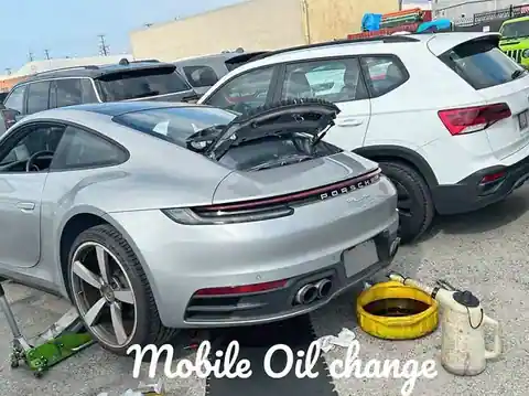 Mobile oil change in Los Angeles