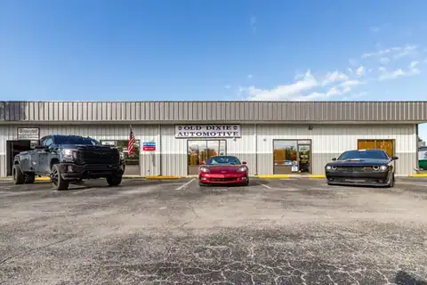 Old Dixie Automotive in Vero Beach