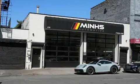 MINHS Automotive in Brooklyn