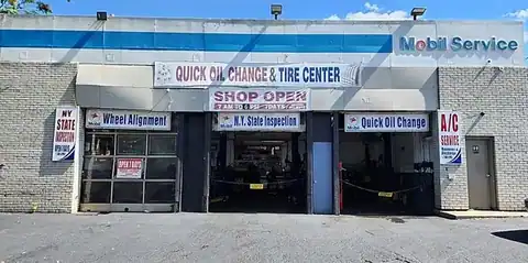 Union Tpke Mobil & Service Station in Fresh Meadows