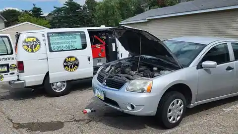 Mo's Auto Shop in Des Moines