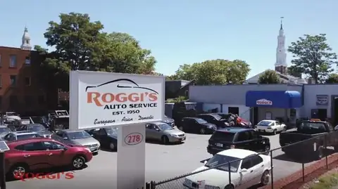 Roggi's Auto Service in Hartford