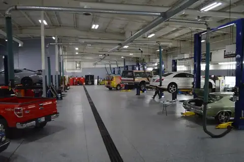 Auto repair in Evansville, IN