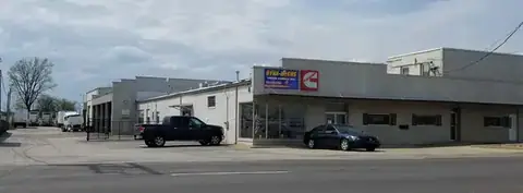 Dyna-mechs Truck Service, Inc. in Evansville