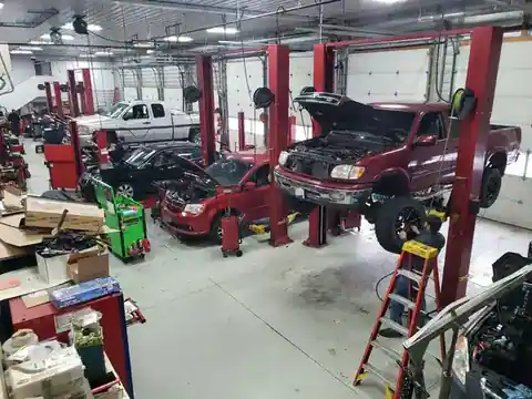 Midwest Autoworx in Columbia