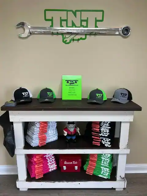 TNT Automotive in Bowling Green
