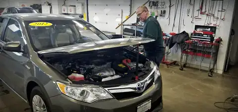 Dostal's Dent Tech in Grand Forks