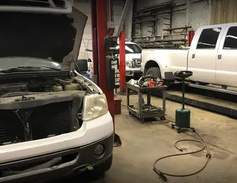 H&H Service Center in Fairbanks