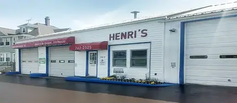 Henri's Auto Repair in Woonsocket