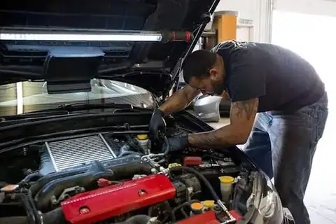 Maxwell Auto in Iowa City