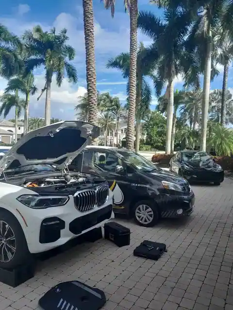 Pure Streamline in Fort Lauderdale