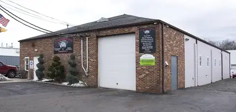 Jem Service Center in Middlesex