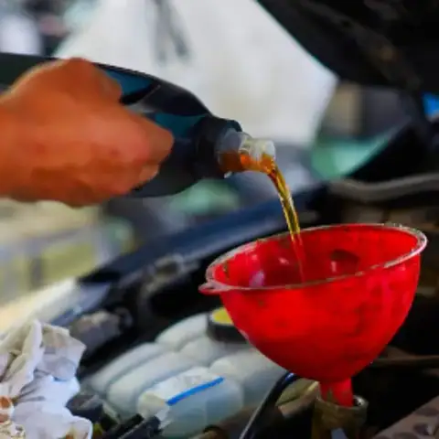 Robert's Automotive Repairs in Lewisville