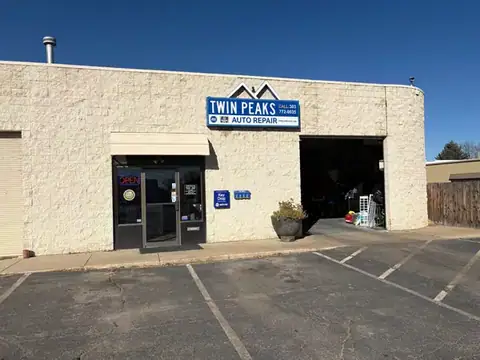 Twin Peaks Auto Repair in Longmont