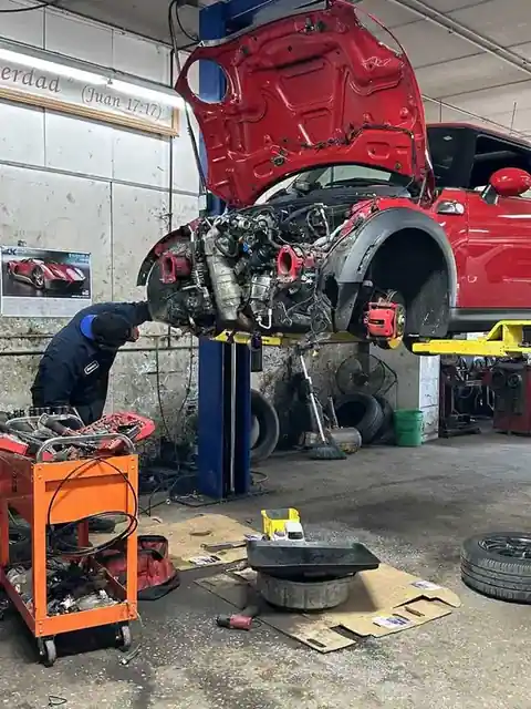 Morelo's Auto Service in Waukegan