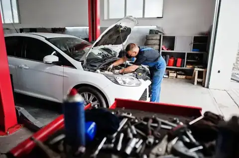 Mark Hansen Auto Repair Service in Ames
