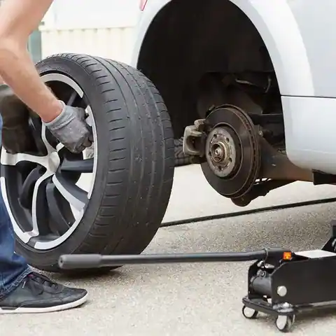 Ace Runners Roadside Assistance Service LLC in Huntersville