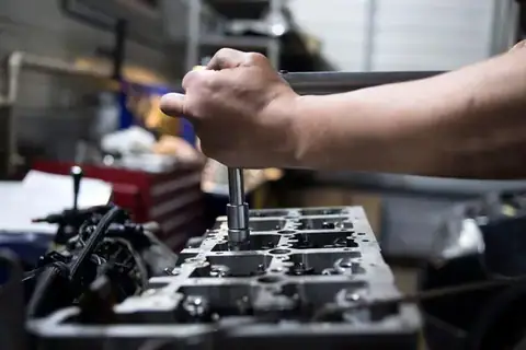 SSG truck and trailer repair in Bakersfield