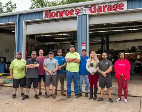 Monroe's Garage in Bossier City
