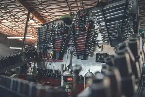 Deep in it, Mobile Mechanic in Naples