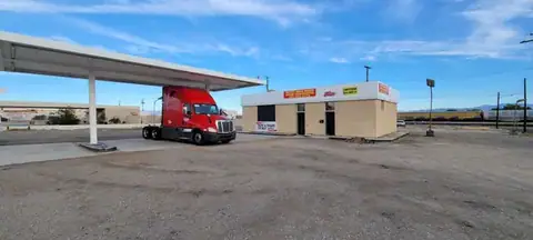 Honest John's Mobile Repair & Road Service LLC in Needles