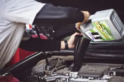 Auto repair in Fenton, MO