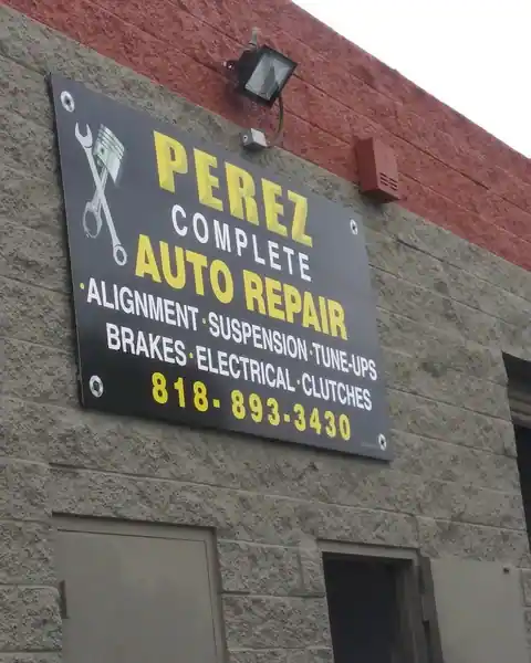 Perez Auto Repair in Arleta