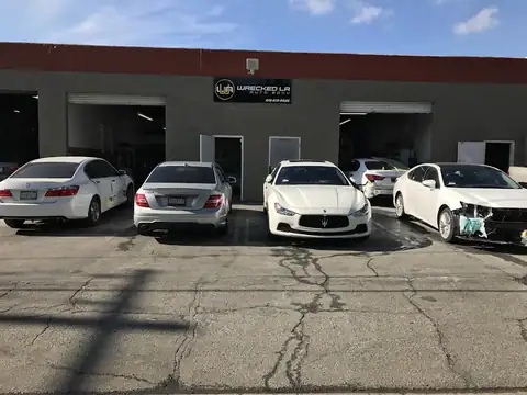 Wrecked LA Auto Body in Arleta