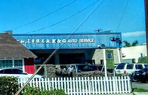 K & G Auto Service in Artesia