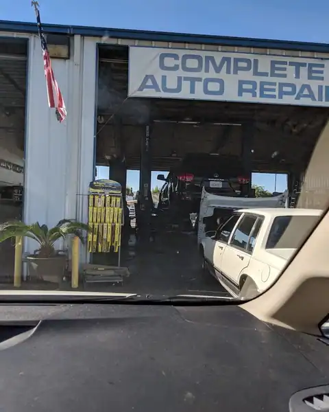 Economy Auto Center near Duarte