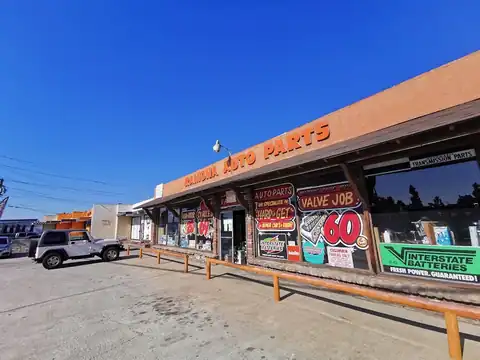 Acosta's Auto Body in Baldwin Park
