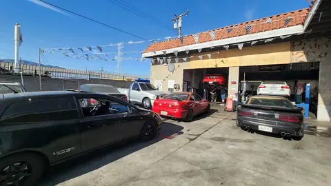 Williz Automotive Repair near Irwindale