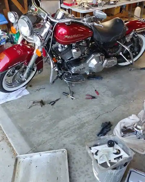 Cole's Customs in Banning