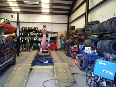 Ferrer Auto Repair &Tires in Banning