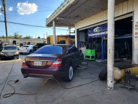 E & A Tires n SoundZ Roadside in Barstow