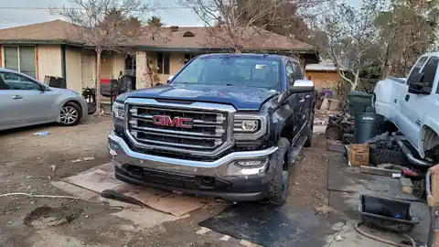 CLASS ACTS AUTOBODY INC in Beaumont