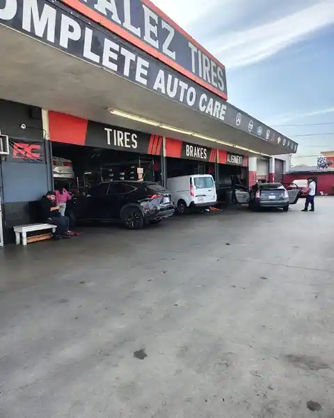 Rodriguez Tires & Autocare in Bell