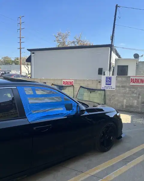 Sinaloa Auto Glass in Bell