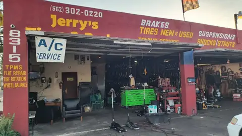 Jerry's Tires & Brakes in Bell Gardens