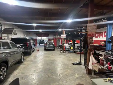 M&R auto care in Bell Gardens