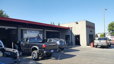 Auto repair in Bellflower, CA