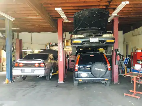 J & JM Automotive in Bellflower