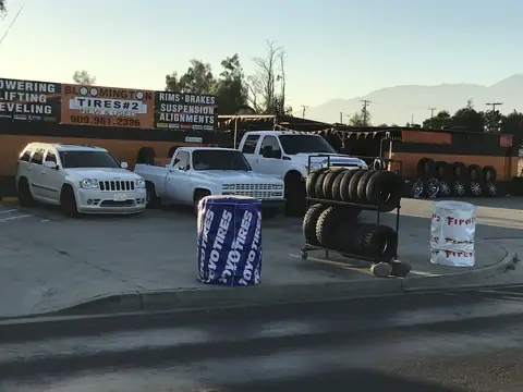 Bloomington Tires in Bloomington