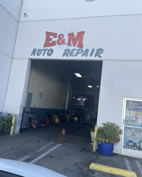 Auto repair in Bloomington, CA